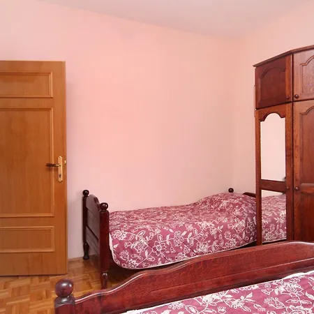 Kraj 334e * Dobropoljana